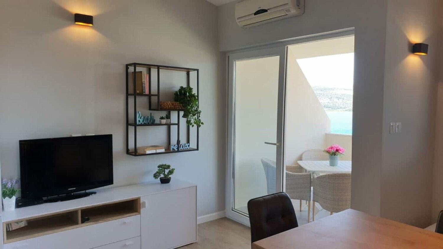 Apartments The View - Close To The Beach & Parking Trogir Exteriör bild