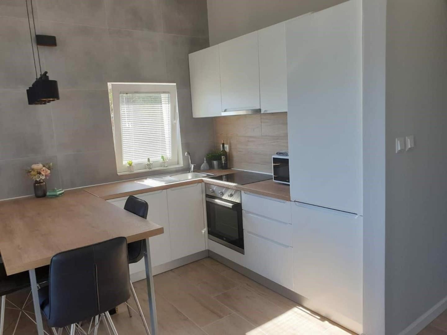 Apartments The View - Close To The Beach & Parking Trogir Exteriör bild